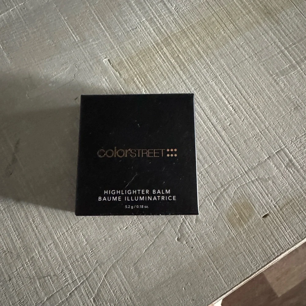 New in Box Colorstreet Bronzer Color: Fearless
